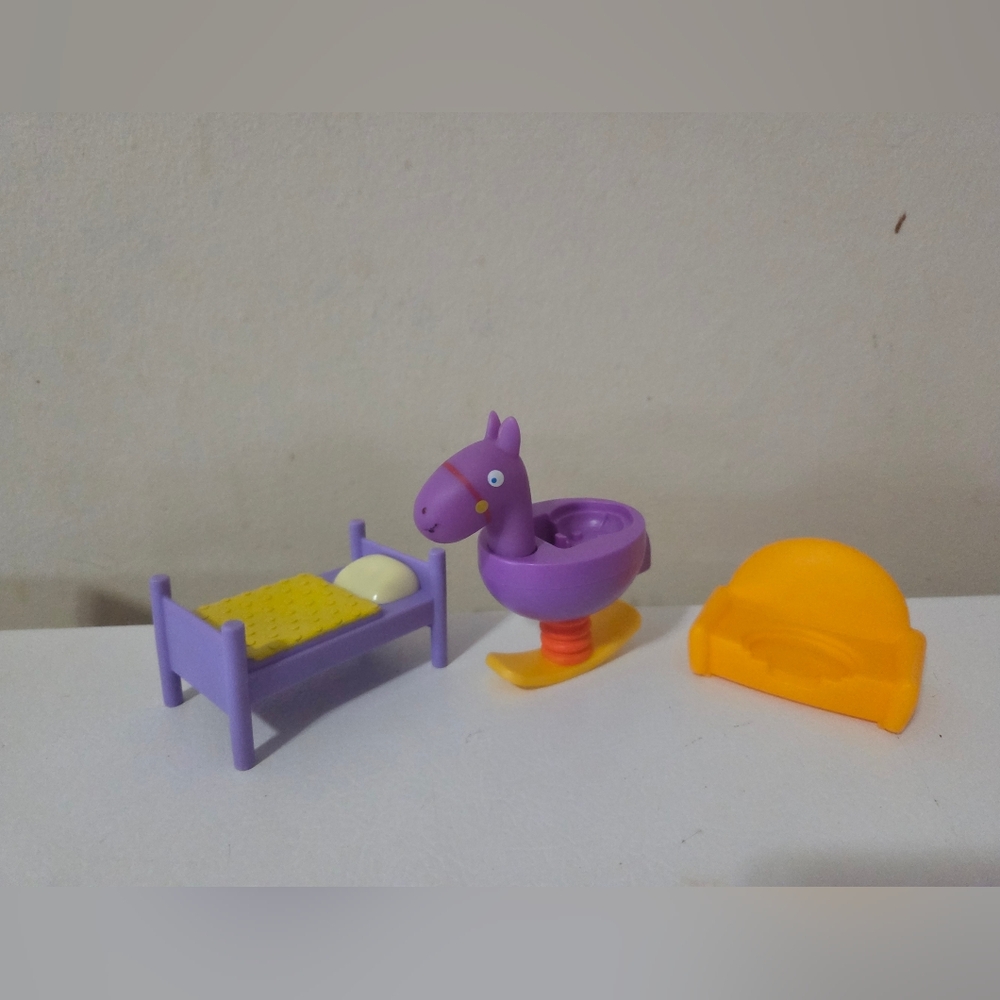 Peppa Pig Playset - Picture 2 of 6